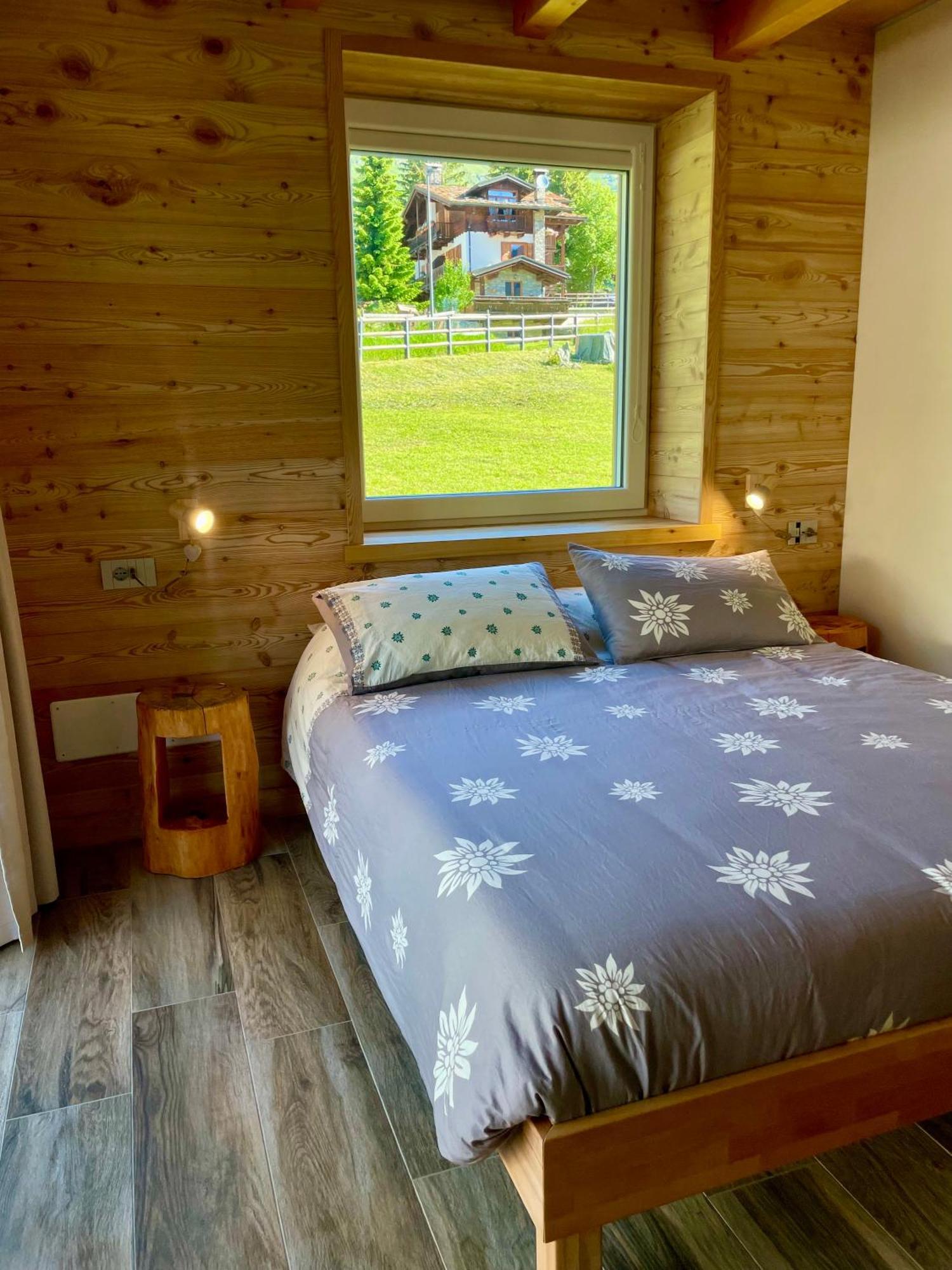 B&B Eco Chalet Merlet Champoluc Dış mekan fotoğraf